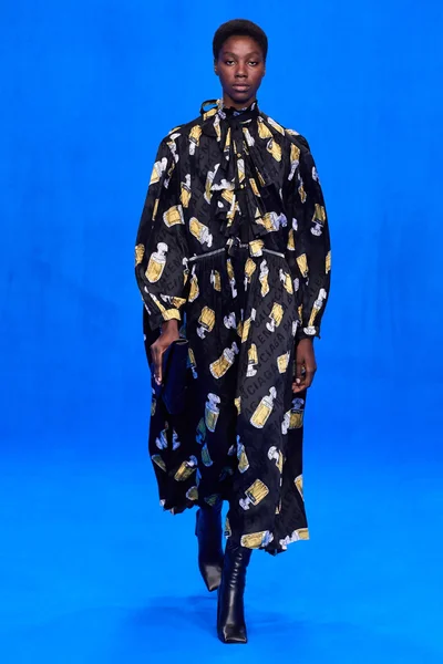 Look 30